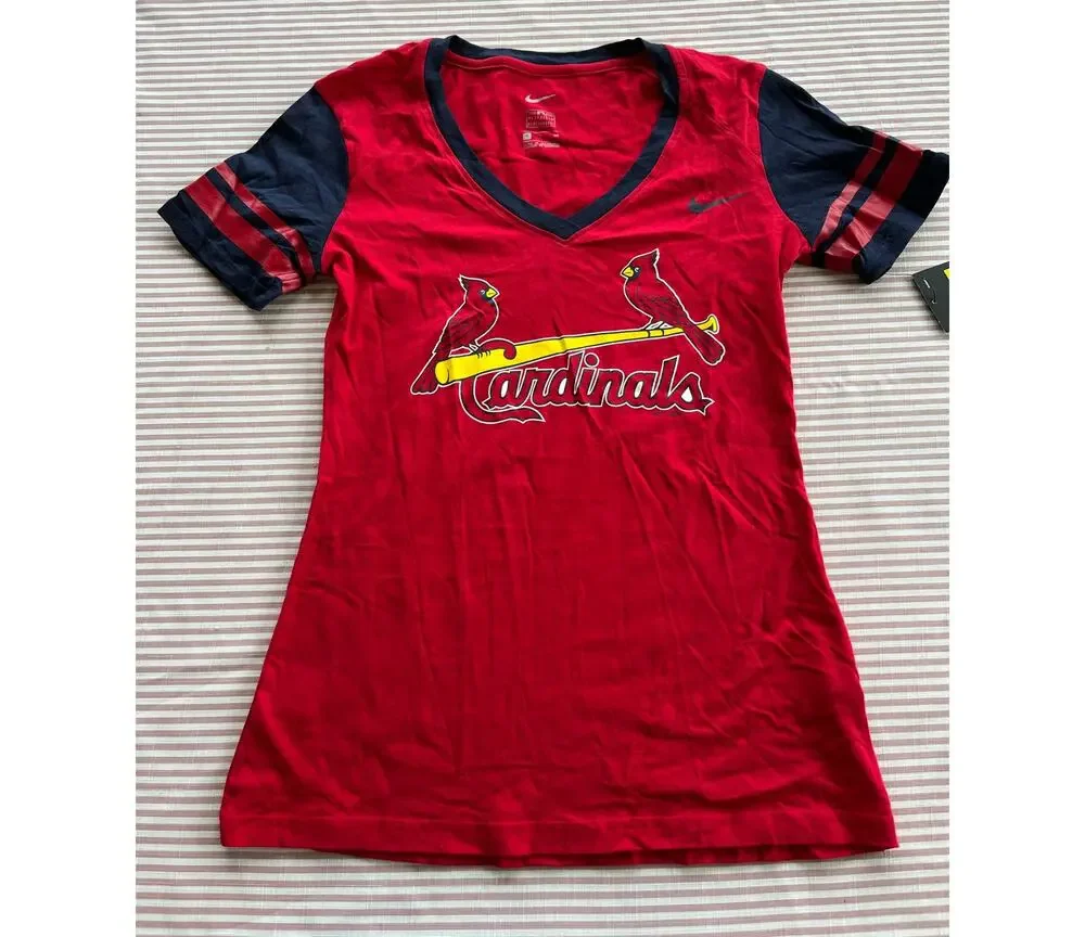 Nike Women's St. Louis Cardinals V-Neck T-Shirt Red Size S Baseball MLB Athletic